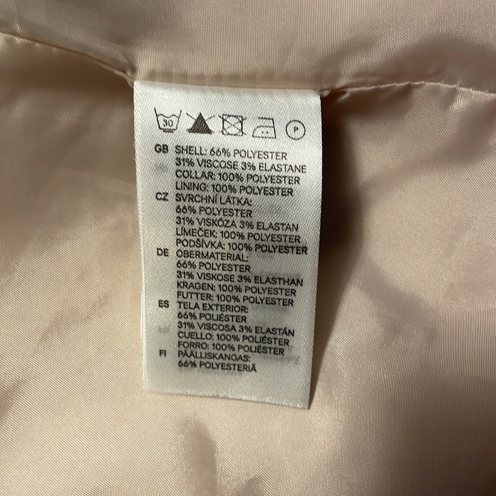 H&M Blazer - Picture 3 of 5